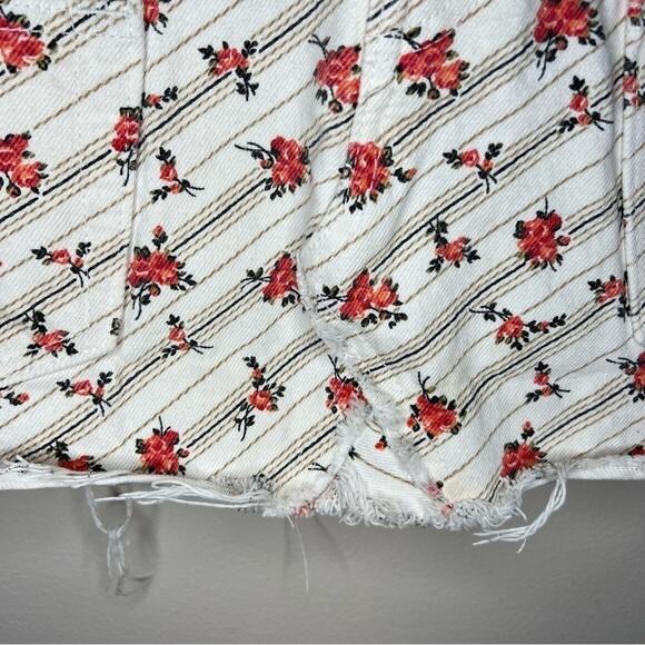 Re/Done Floral Denim Cargo Mini Skirt Size 26 - Picture 8 of 16